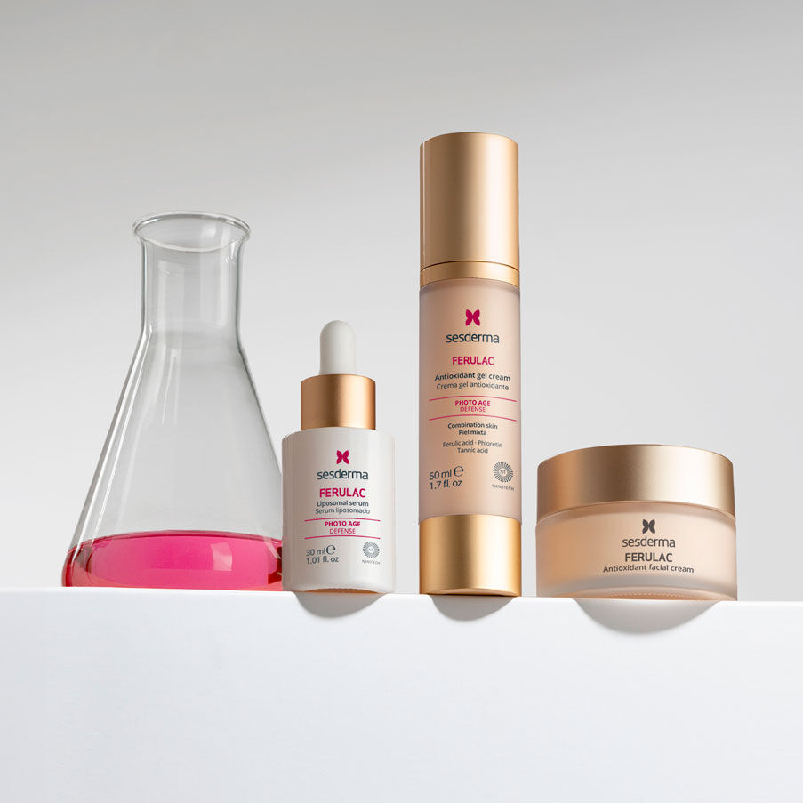 Imagen con tres productos linea Ferulac y tarro cristal con liquido rosa