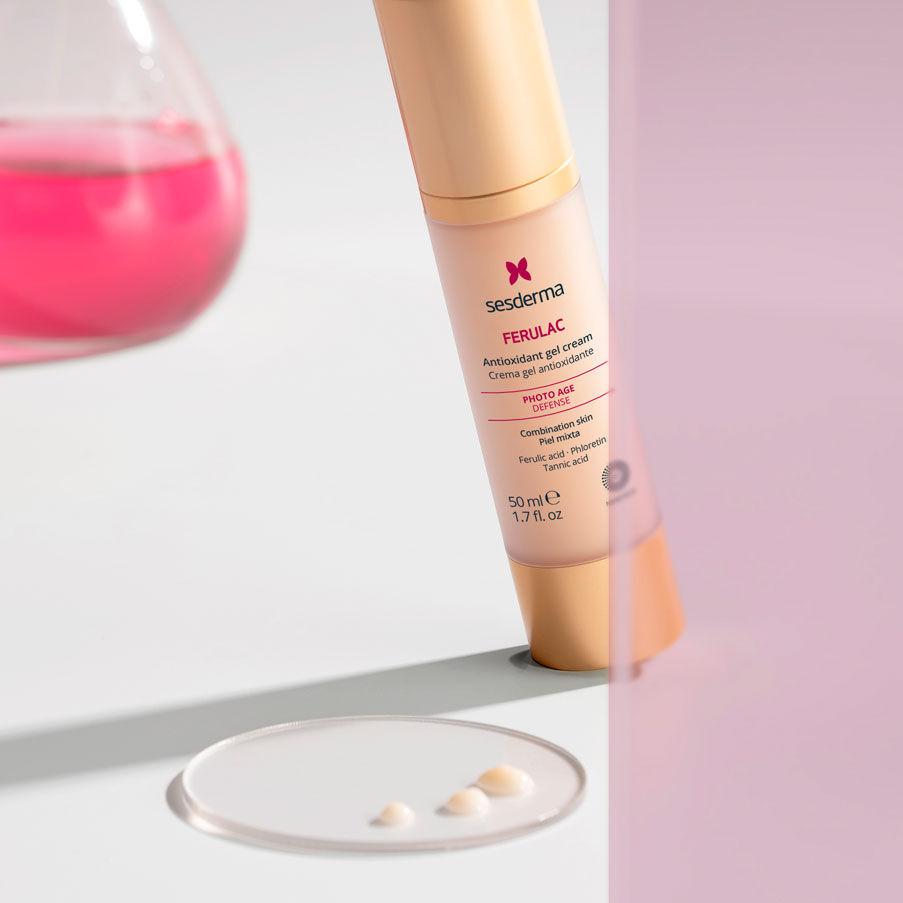 Imagen producto crema gel Ferulac con plato transparente y tres gotas del producto 