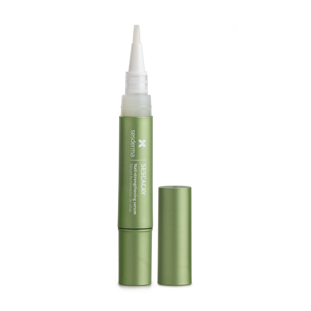 40009502_SESCACAY_Serum_Uñas_1.png